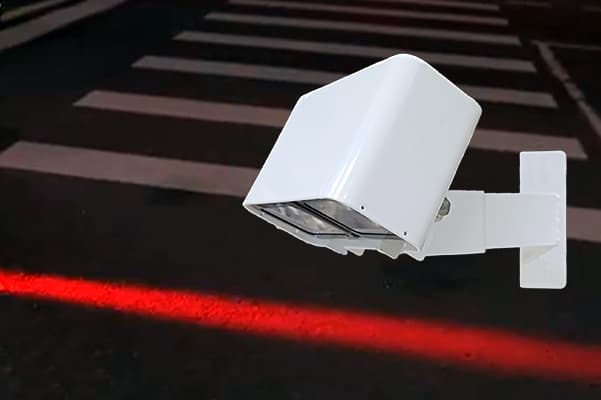 行人穿越道輔助照明